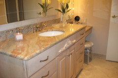 Cabinets-Countertops-in-Bathroom